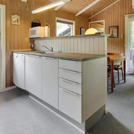 Holiday home Fredger - 1-8km From The Sea In Western Jutland By Interhome