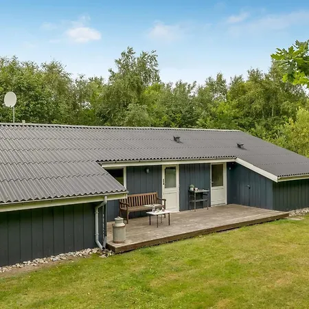 Fredger - 1-8km From The Sea In Western Jutland By Interhome